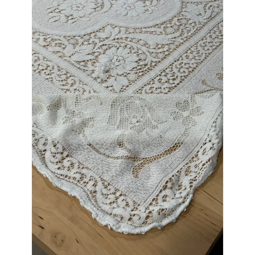 VINTAGE Lace Tablecloth Floral Cottagecore Farmhouse White Rectangular Cotton